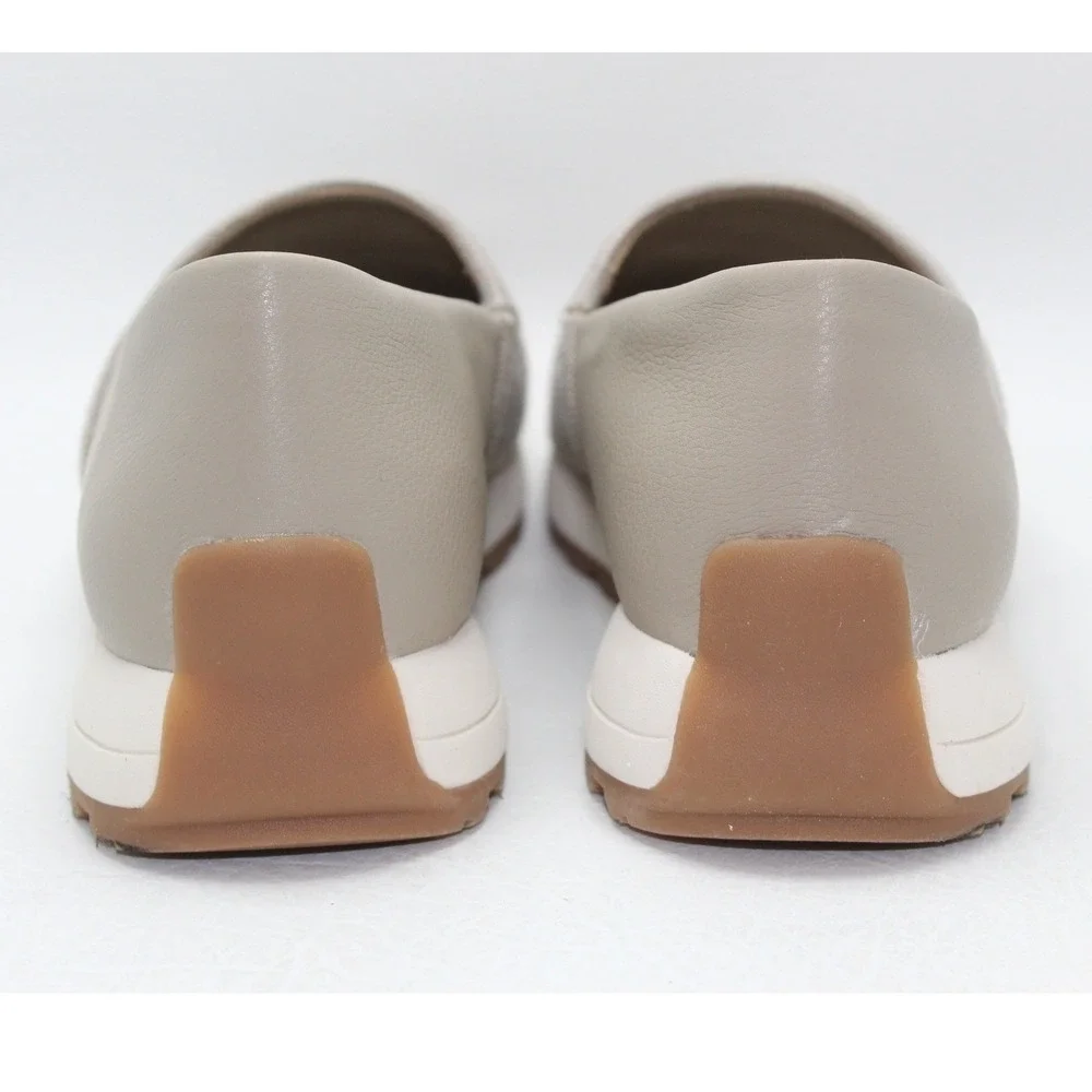 Baretraps Gennie Womens‎ 9.5M Taupe Knit Slip On Sneakers BT-82411184-002-225